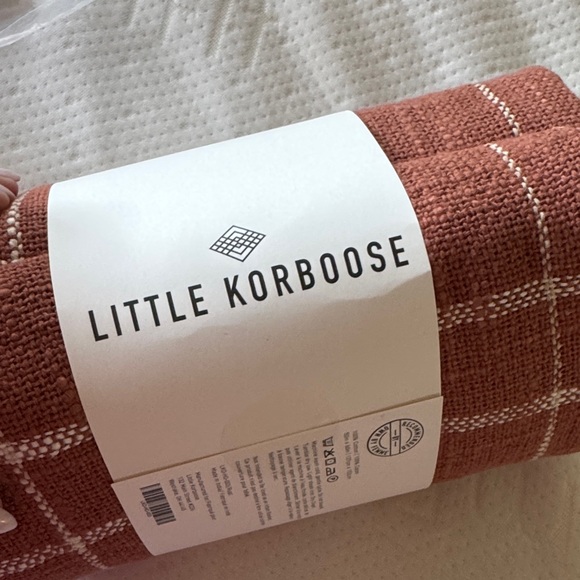 Woven Throw Blanket - Cozy Brown - Picture 3 of 5